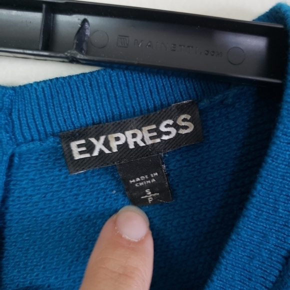 Express brand high low hem sweater, zipper back. Sz S - Picture 6 of 8